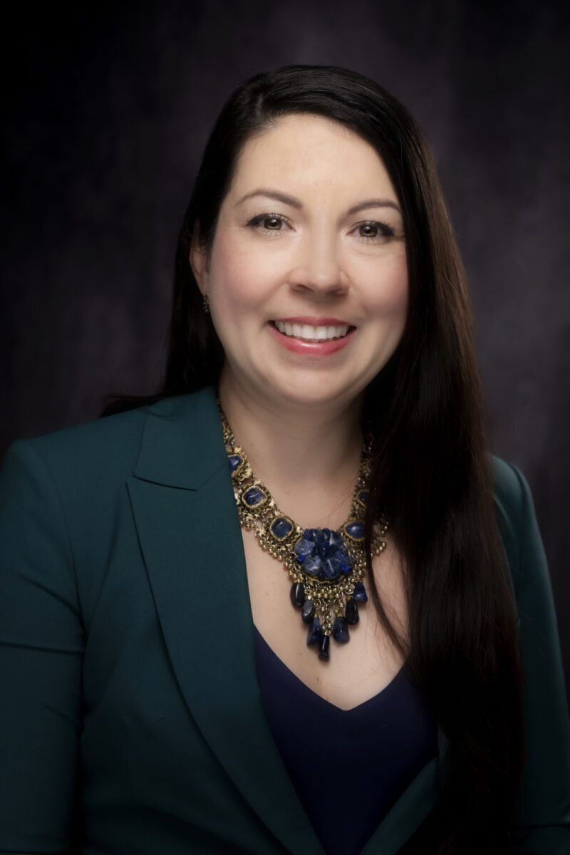 Elizabeth Jonasson Rosas headshot